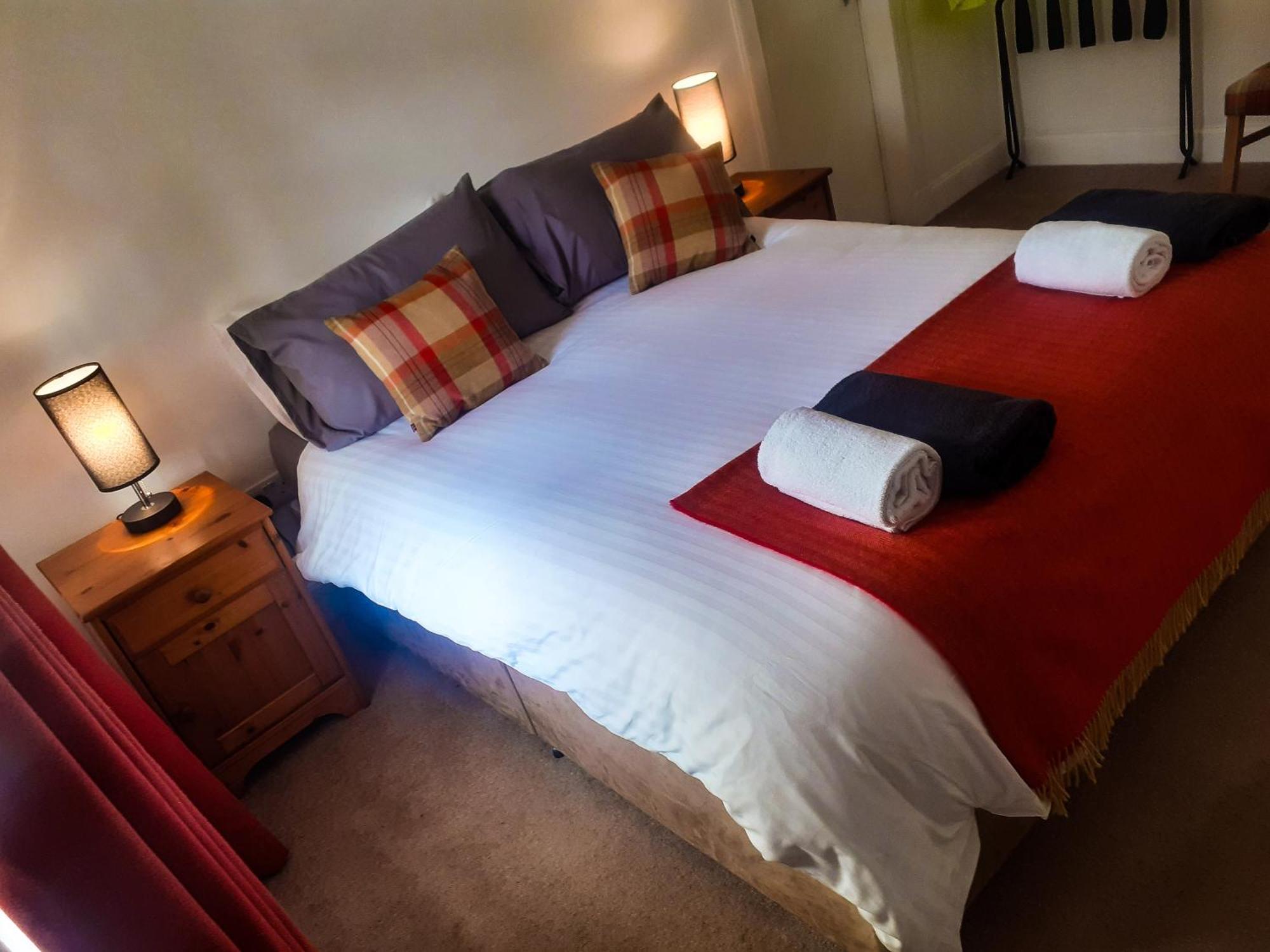 The White Stag Inn Strathyre Room photo